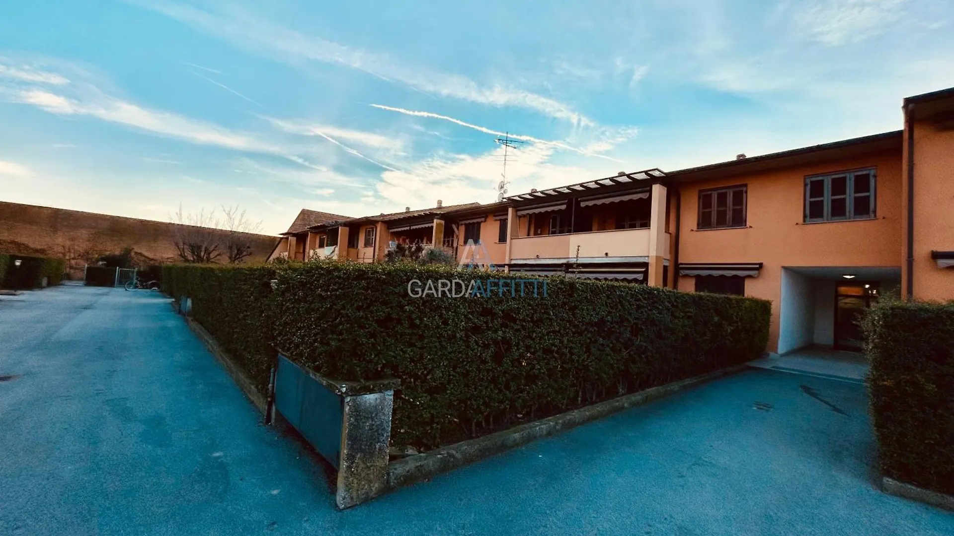 Palma Apartment - Piano Terra Con Piscina Sirmione Olaszország