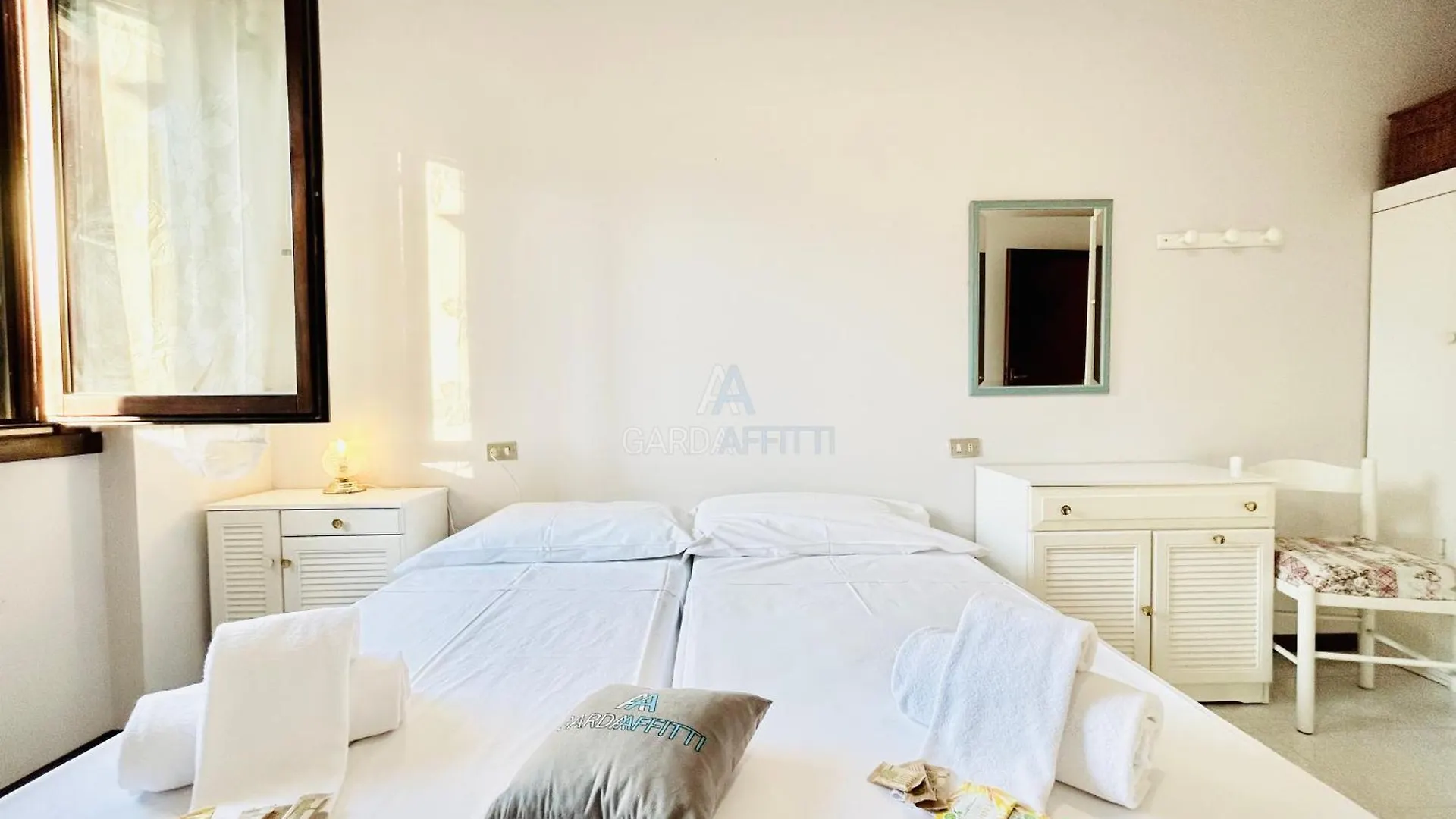 Palma Apartment - Piano Terra Con Piscina Sirmione Olaszország